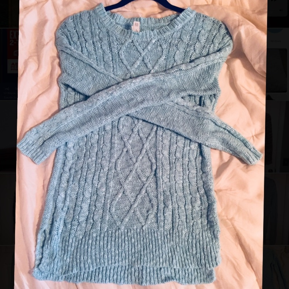 Aeropostale Sweater. Never worn!